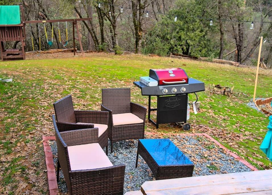 Villa Yosemite'S Scenic Hideaway Midpines Exterior foto